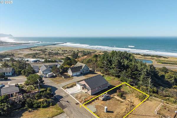 0.17 Acres of Residential Land for Sale in Gold Beach, Oregon