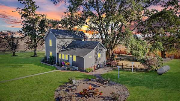 1.6 Acres of Residential Land with Home for Sale in Villa Grove, Illinois