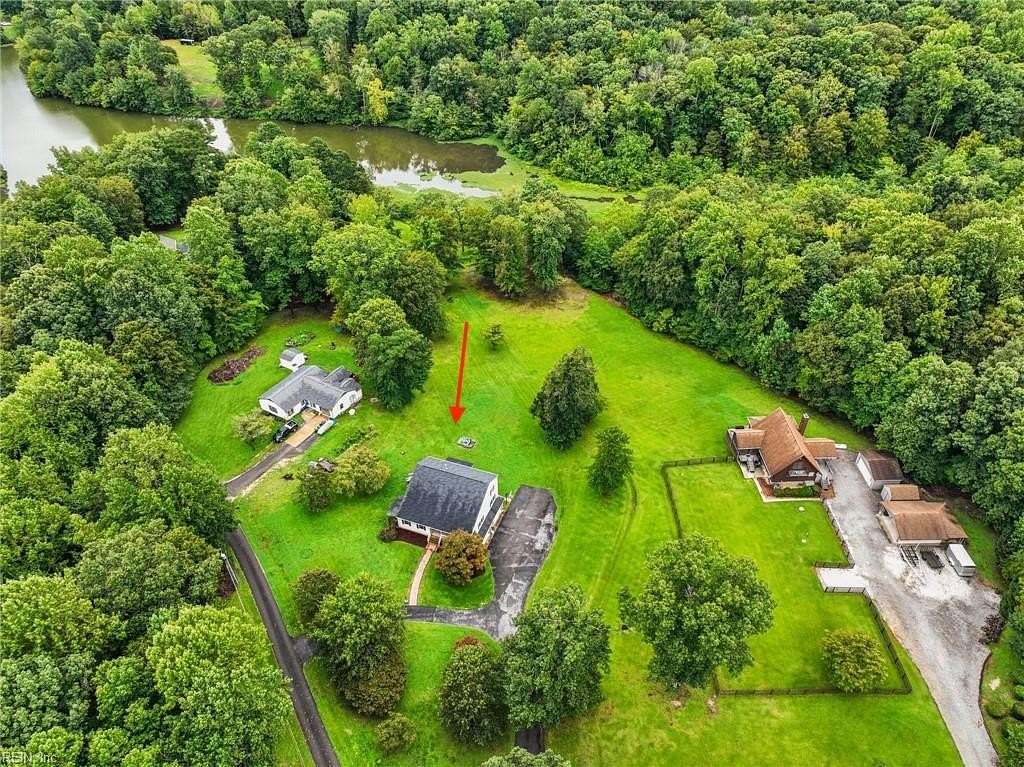 4.39 Acres of Residential Land with Home for Sale in Gloucester, Virginia