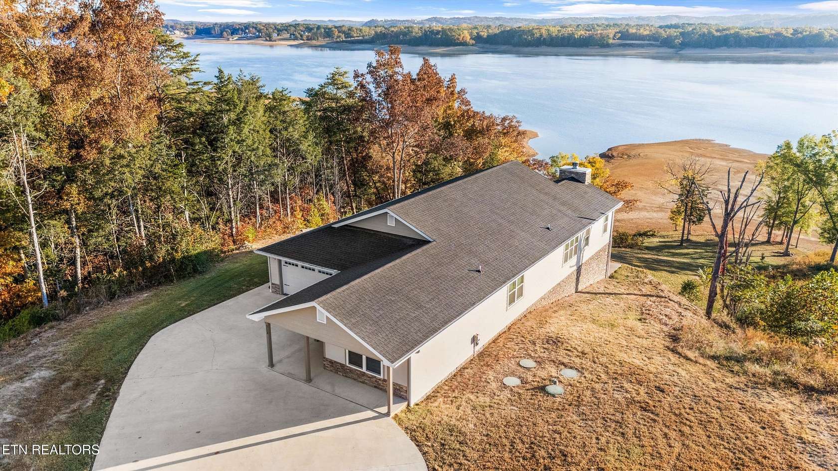 4.39 Acres of Land with Home for Sale in Dandridge, Tennessee