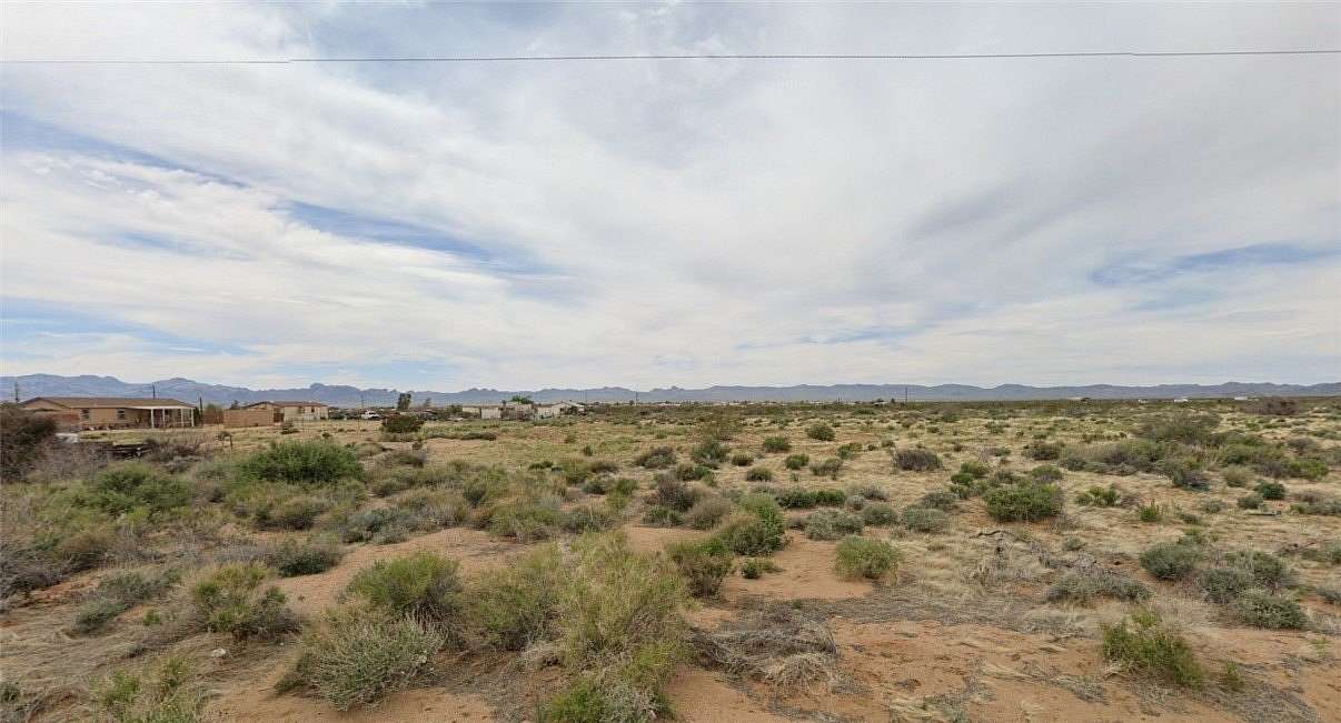 1.17 Acres of Residential Land for Sale in Golden Valley, Arizona