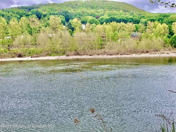 2.28 Acres of Residential Land for Sale in Susquehanna, Pennsylvania