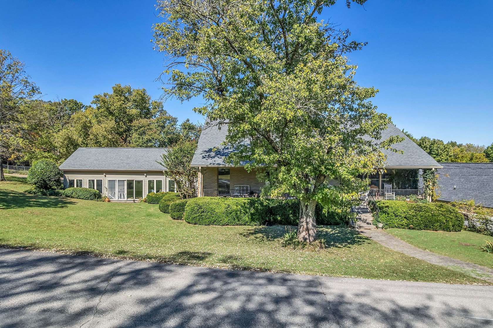 0.64 Acres of Residential Land for Sale in Nashville, Tennessee