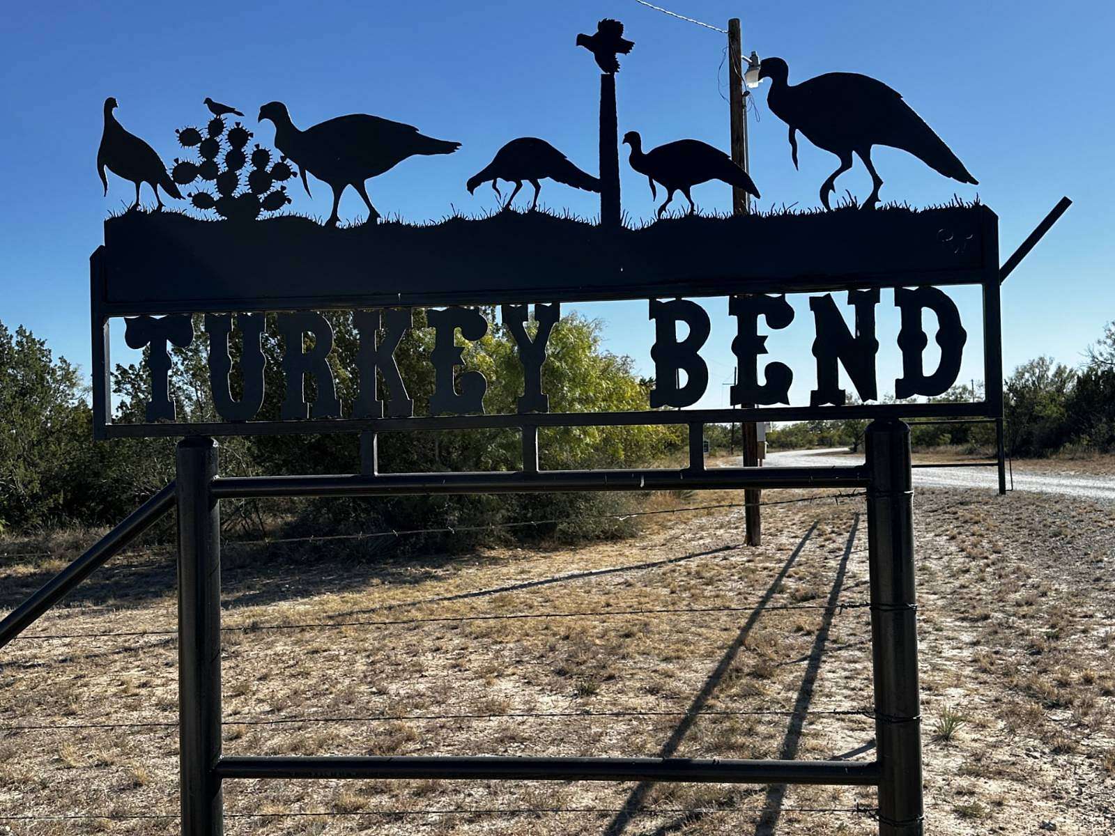 3.13 Acres of Residential Land for Sale in Millersview, Texas