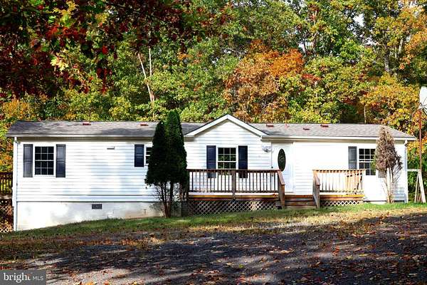 10.6 Acres of Land with Home for Sale in Lignum, Virginia