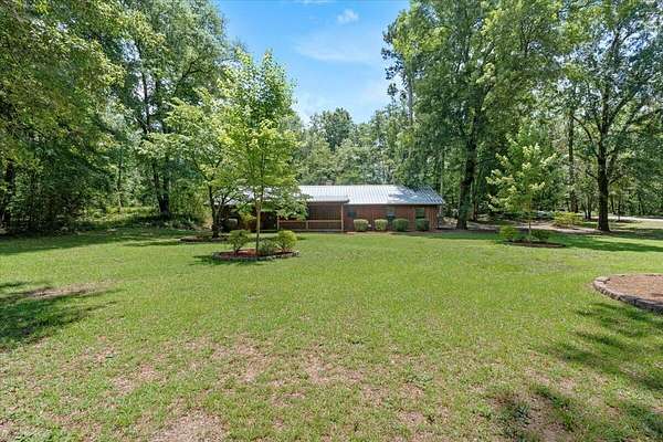 2.6 Acres of Residential Land with Home for Sale in Waynesboro, Georgia