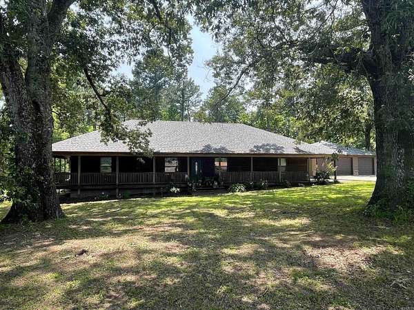 3 Acres of Residential Land with Home for Sale in Bismarck, Arkansas