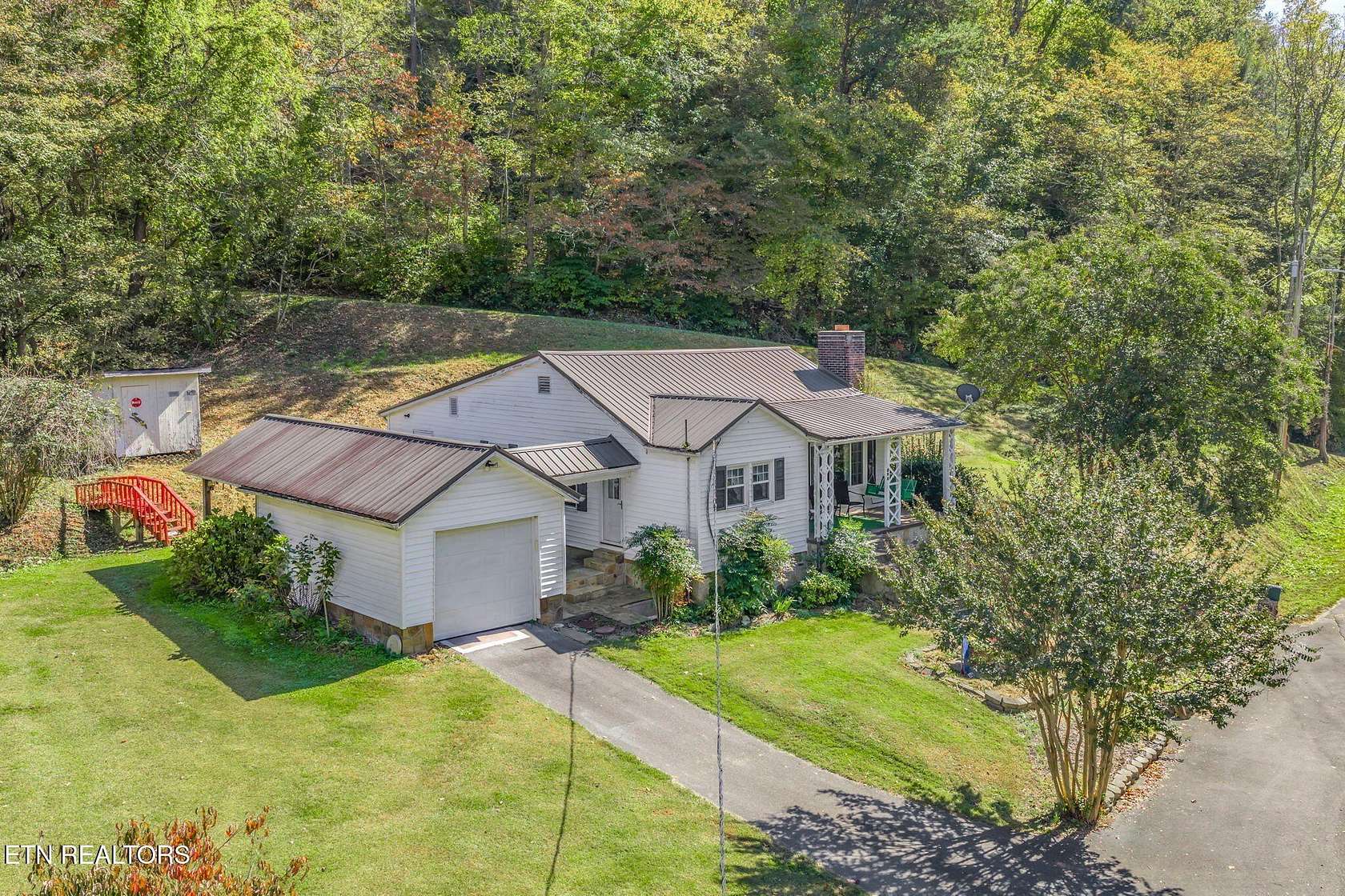 65 Acres of Land with Home for Sale in Seymour, Tennessee