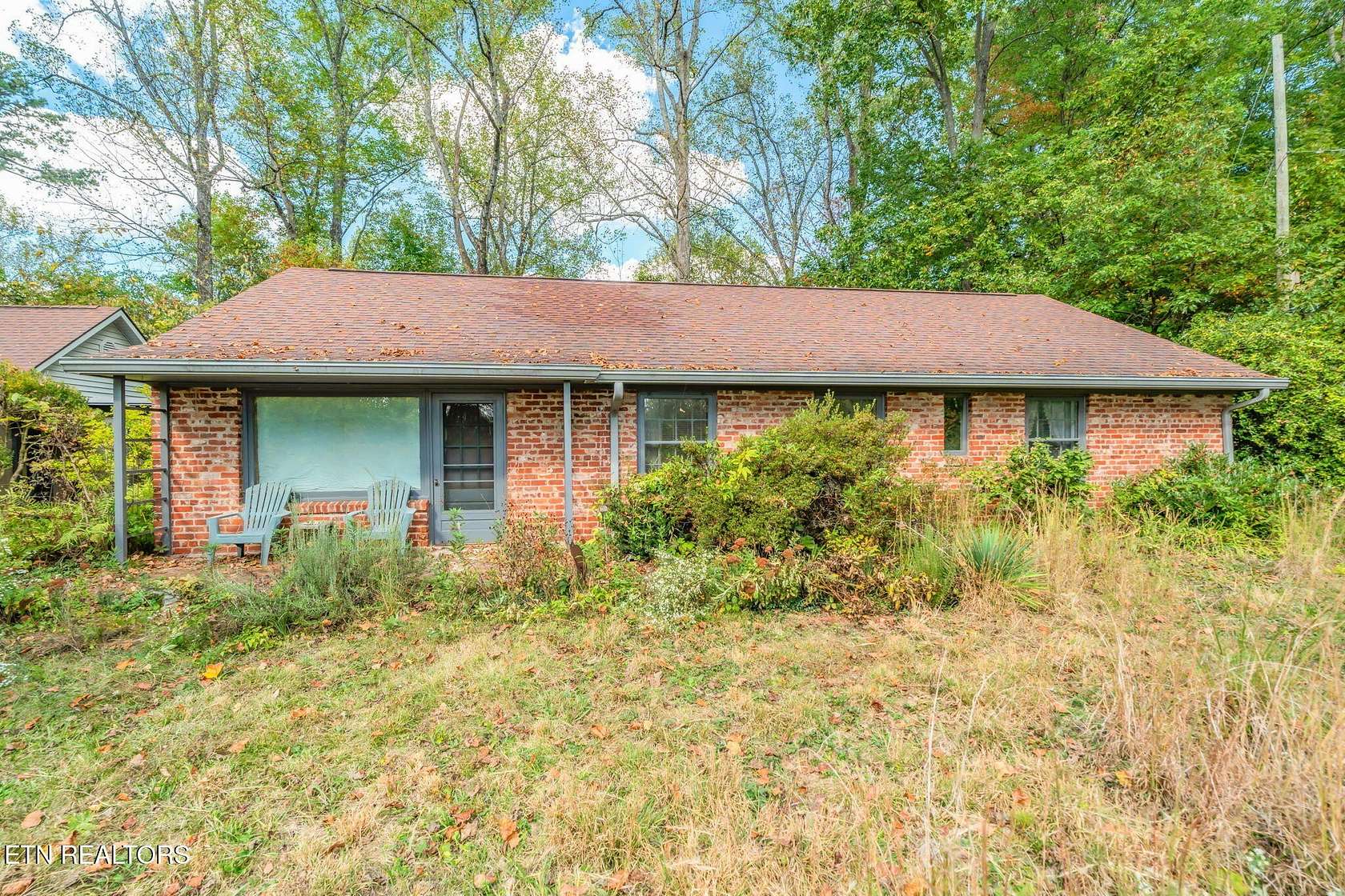 4.39 Acres of Residential Land with Home for Sale in Knoxville, Tennessee