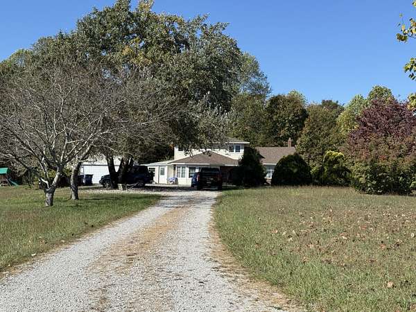 7 Acres of Residential Land with Home for Sale in Science Hill, Kentucky