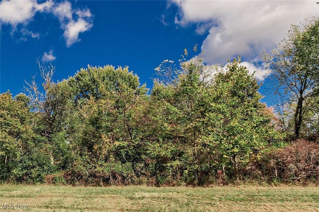 0.06 Acres of Land for Sale in Olmsted Township, Ohio