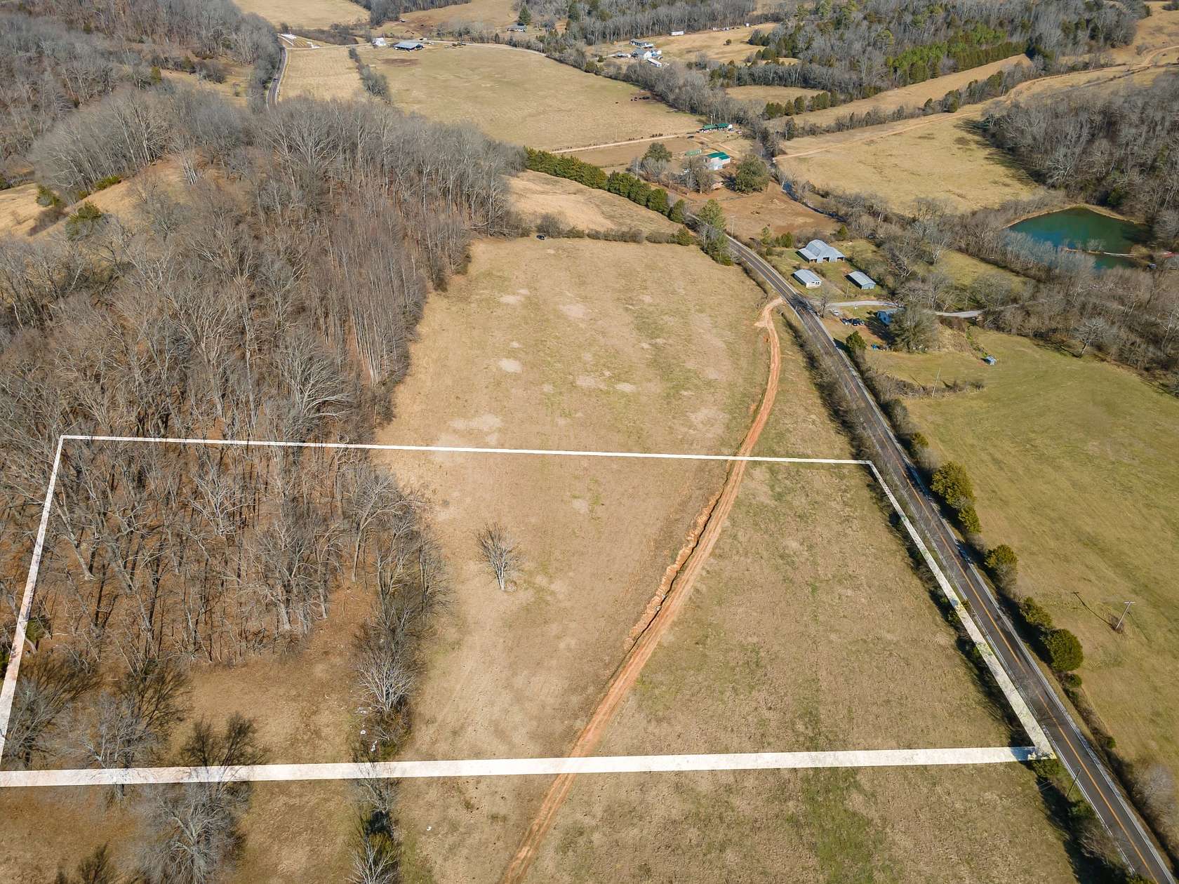 26 Acres of Recreational Land for Sale in Lawrenceburg, Tennessee