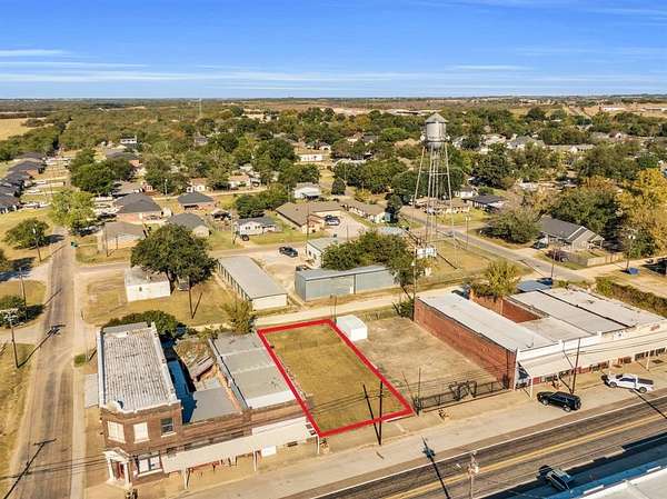 0.13 Acres of Commercial Land for Sale in Maypearl, Texas