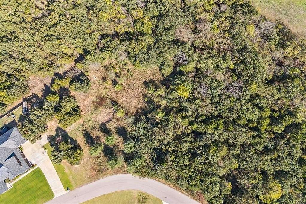 1 Acre of Residential Land for Sale in Edmond, Oklahoma