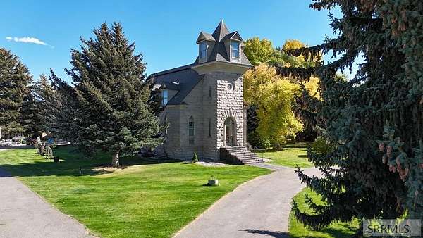 4.83 Acres of Residential Land with Home for Sale in Idaho Falls, Idaho