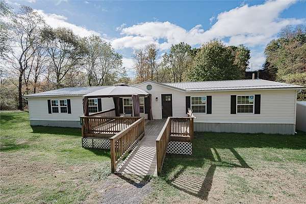 4 Acres of Land with Home for Sale in Worthington, Pennsylvania