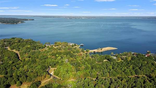 1 Acre of Residential Land for Sale in Streetman, Texas