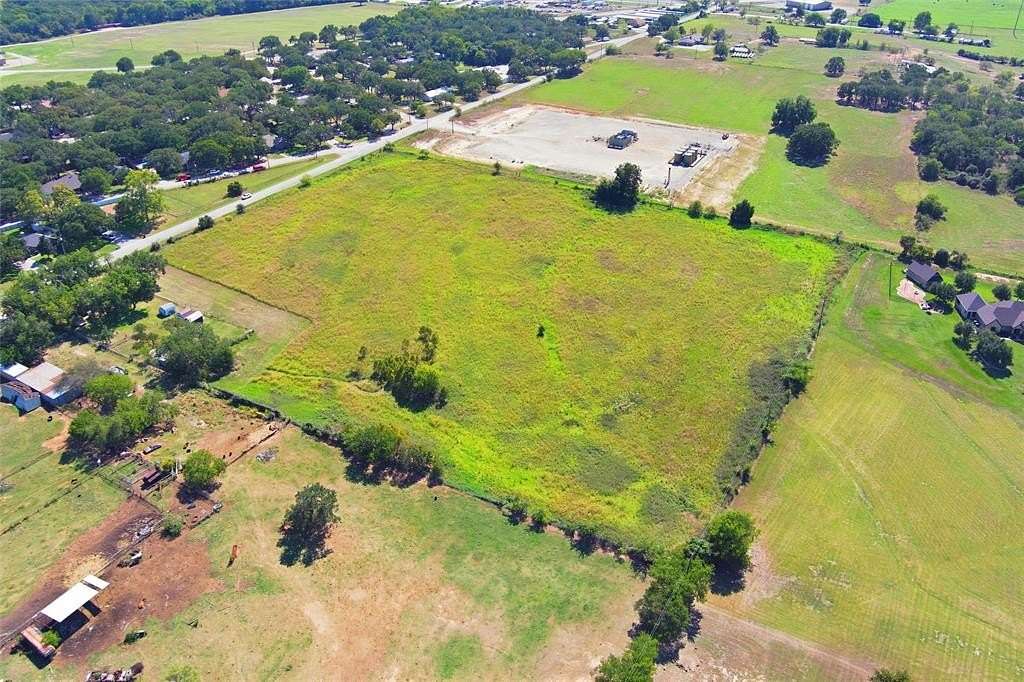 9.76 Acres of Residential Land for Sale in Decatur, Texas