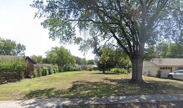 0.2 Acres of Residential Land for Sale in Farmers Branch, Texas