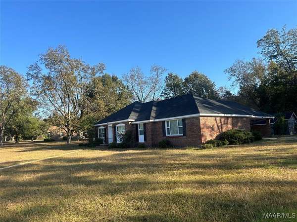 2.14 Acres of Residential Land with Home for Sale in Camden, Alabama