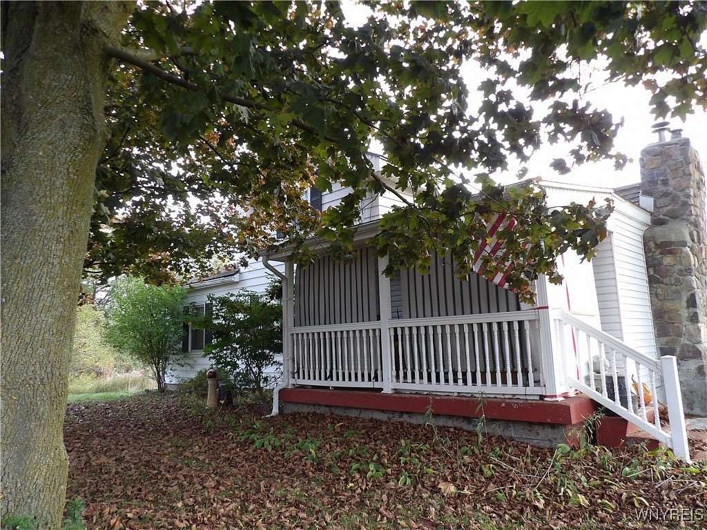 9.5 Acres of Land with Home for Sale in Silver Springs, New York