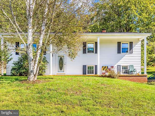 1.54 Acres of Residential Land with Home for Sale in Knoxville, Maryland