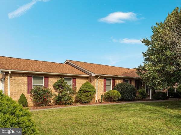 5 Acres of Residential Land with Home for Sale in Front Royal, Virginia