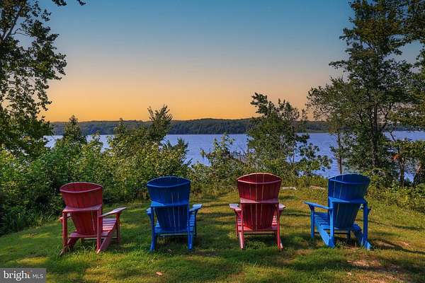 24 Acres of Recreational Land with Home for Sale in King George, Virginia