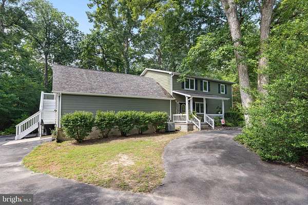 2.64 Acres of Residential Land with Home for Sale in Harpers Ferry, West Virginia