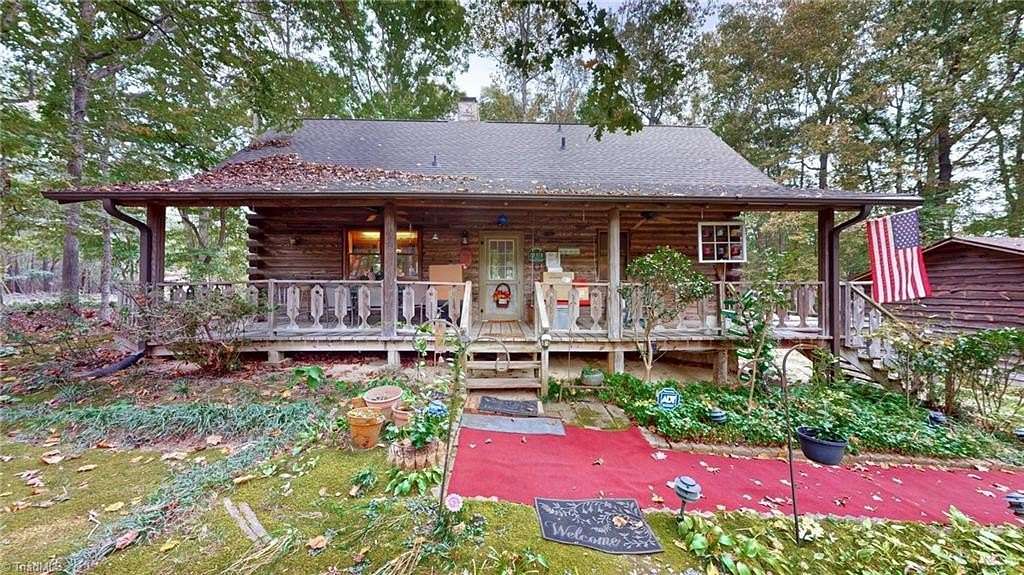 2.44 Acres of Residential Land with Home for Sale in Archdale, North Carolina