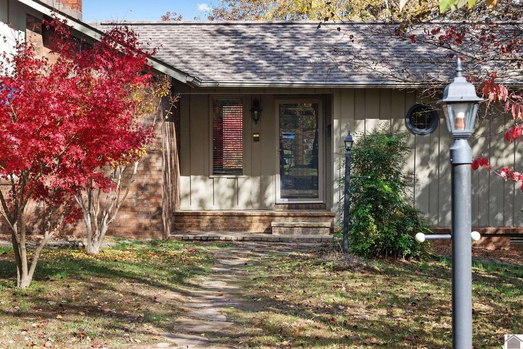 4.26 Acres of Residential Land with Home for Sale in Gilbertsville, Kentucky