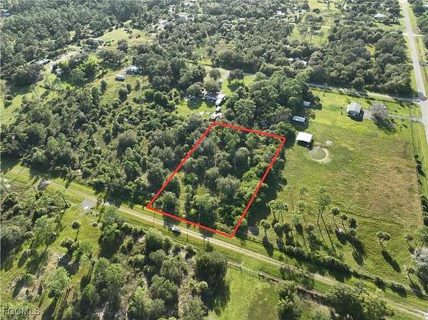 1.25 Acres of Residential Land for Sale in Clewiston, Florida