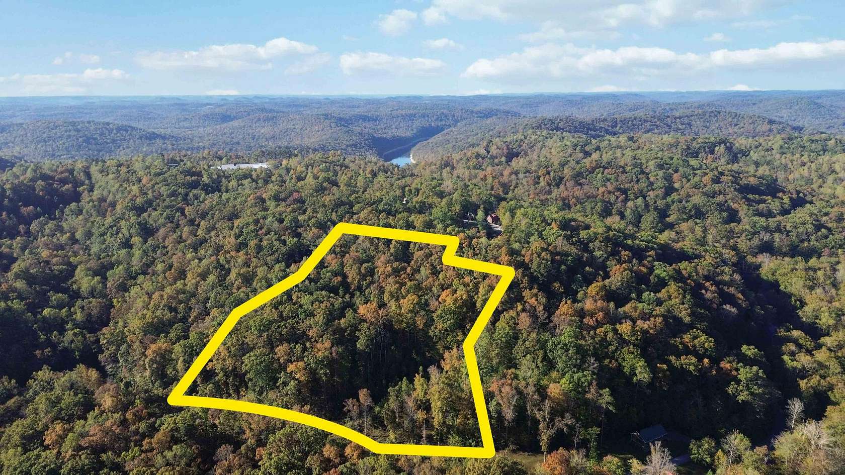 5 Acres of Residential Land for Sale in Burnside, Kentucky