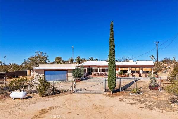 2.5 Acres of Residential Land with Home for Sale in Yucca Valley, California