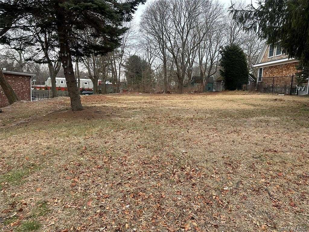 0.33 Acres of Land for Sale in Center Moriches, New York
