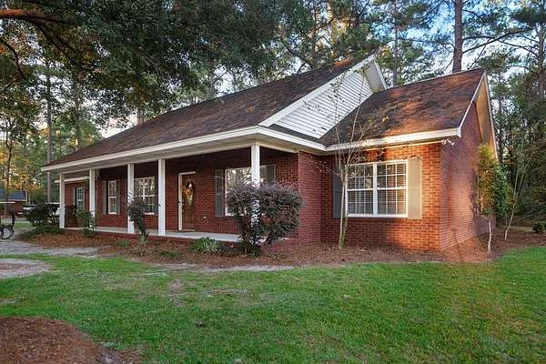 2.5 Acres of Residential Land with Home for Sale in Waycross, Georgia