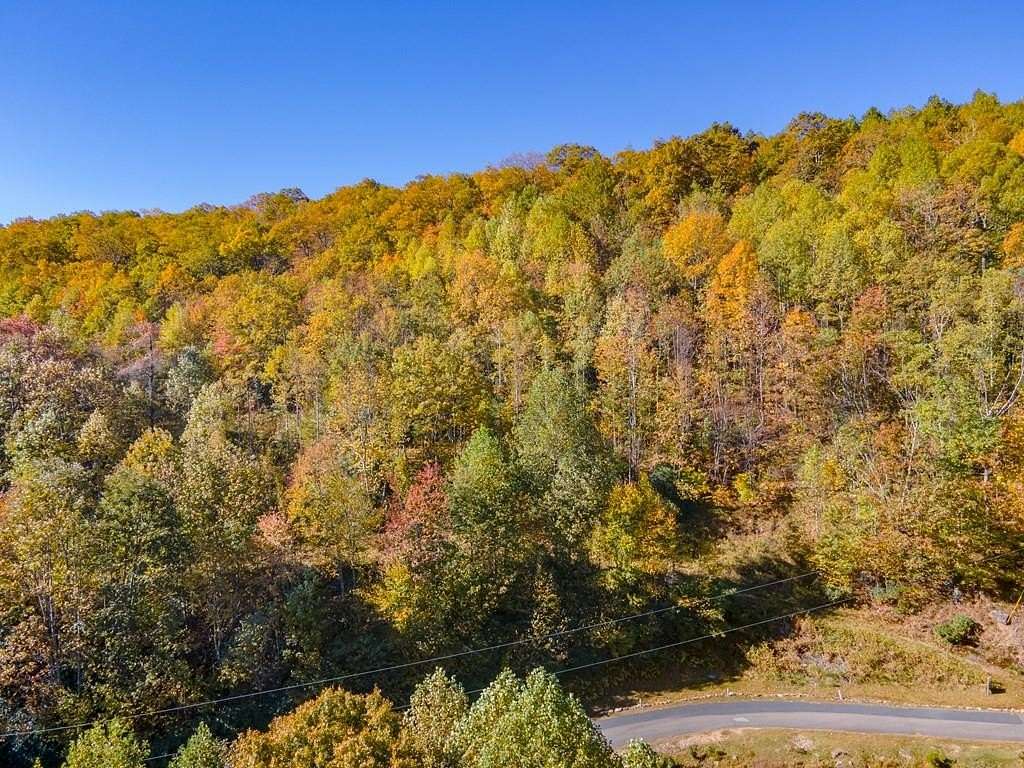 1 Acre of Residential Land for Sale in Fancy Gap, Virginia