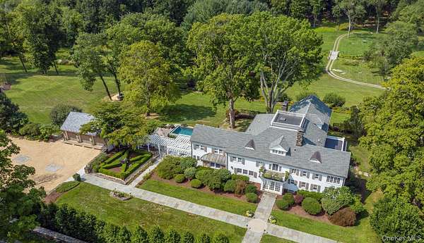 53.4 Acres of Agricultural Land with Home for Sale in Danbury, Connecticut