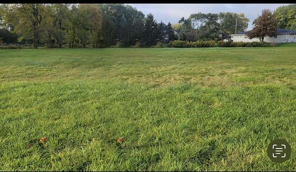 1 Acre of Residential Land for Sale in Franklin, Wisconsin