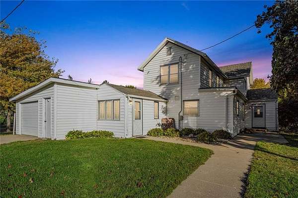 7 Acres of Land with Home for Sale in Garrison, Iowa