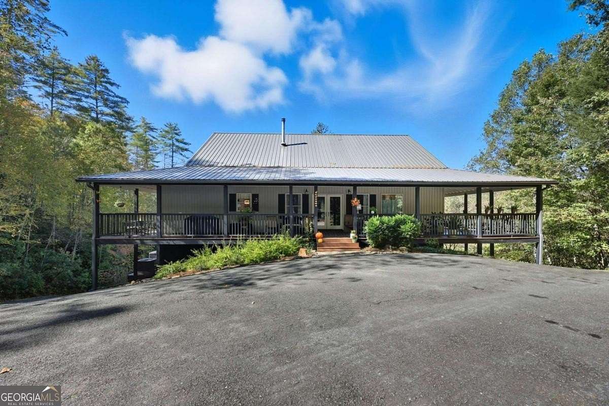 8 Acres of Residential Land with Home for Sale in Mineral Bluff, Georgia