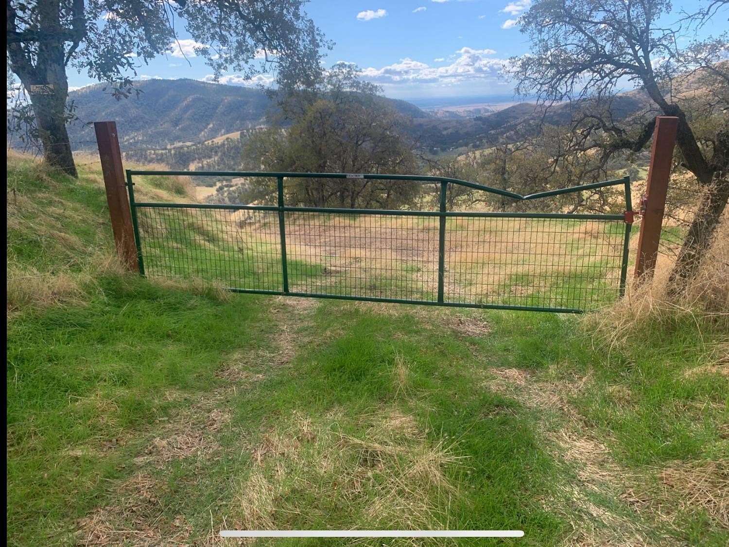 40 Acres of Land for Sale in Tollhouse, California