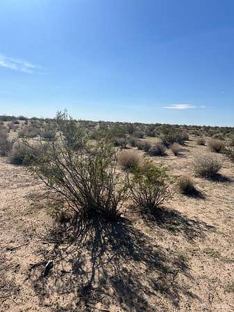 2.5 Acres of Land for Sale in Mojave, California