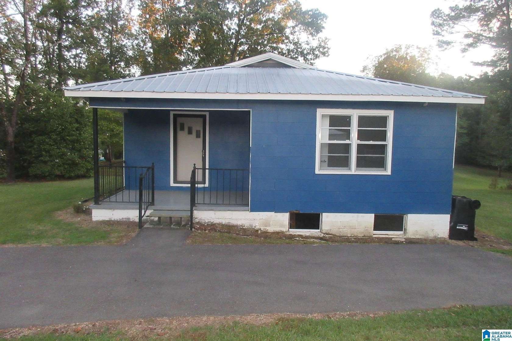 1.76 Acres of Residential Land with Home for Sale in Adamsville, Alabama