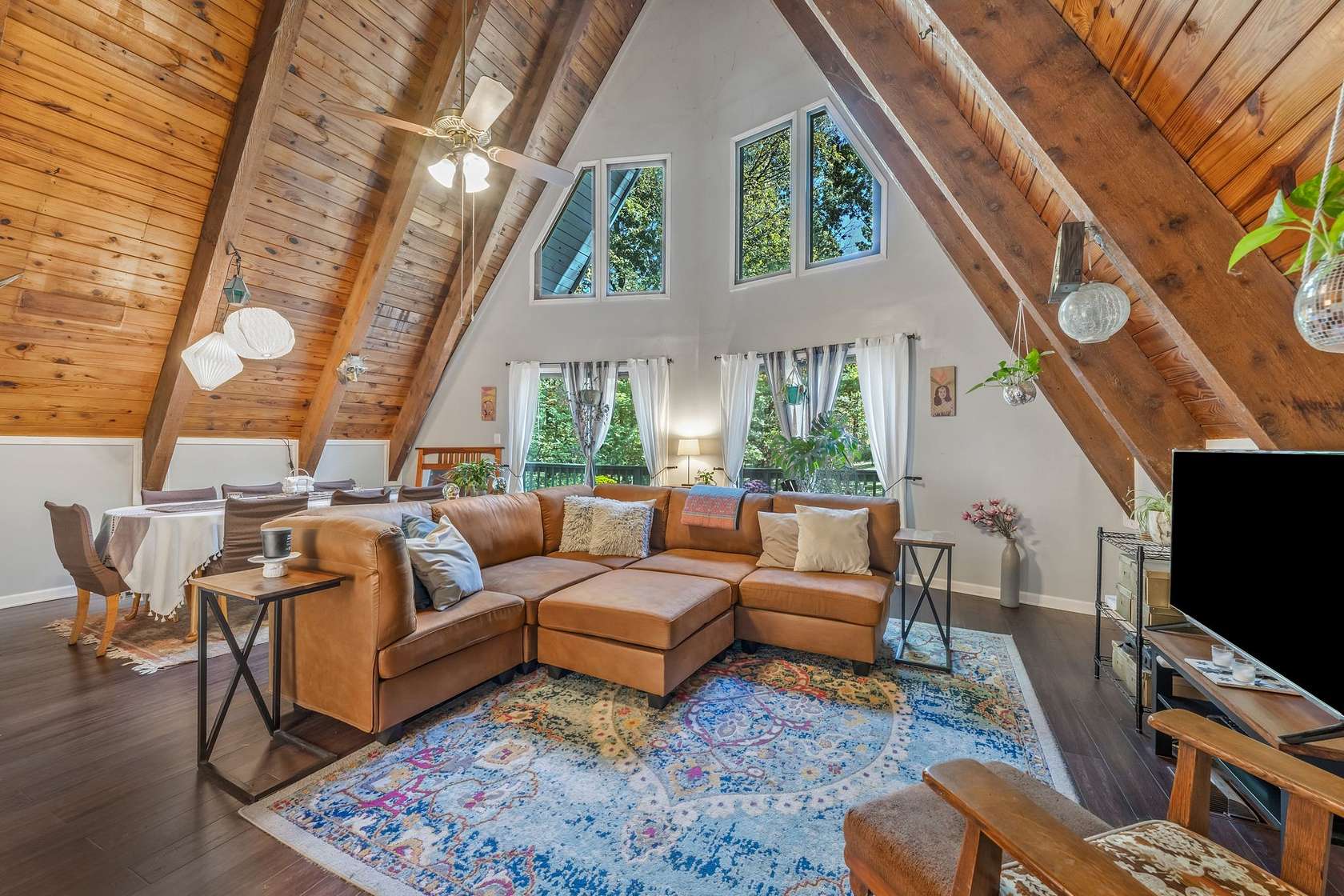 5 Acres of Residential Land with Home for Sale in Ashland City, Tennessee