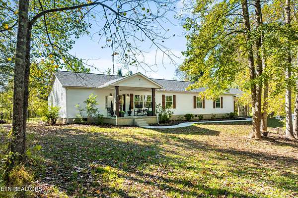 5.15 Acres of Residential Land with Home for Sale in Wartburg, Tennessee