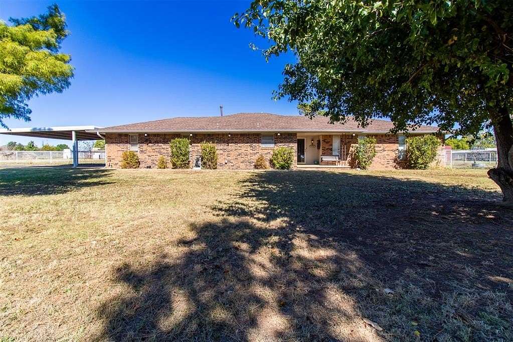 5 Acres of Land with Home for Sale in Oklahoma City, Oklahoma