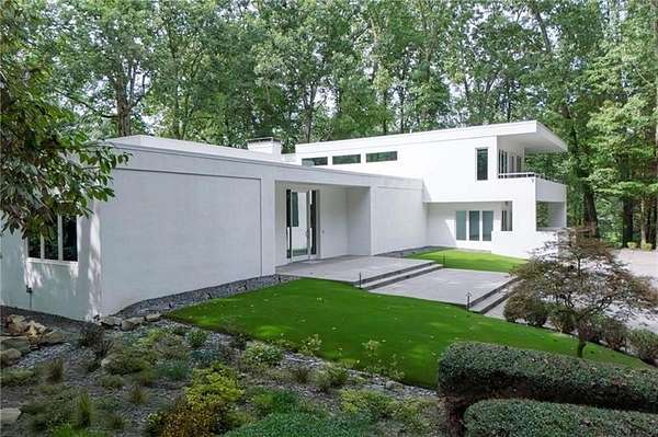 2.52 Acres of Residential Land with Home for Sale in Atlanta, Georgia