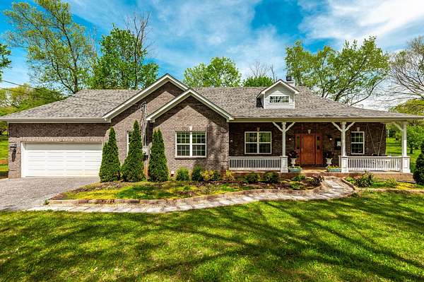 3.53 Acres of Residential Land for Sale in Cross Plains, Tennessee