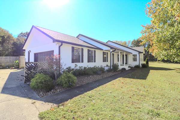 2.1 Acres of Residential Land with Home for Sale in Castalian Springs, Tennessee